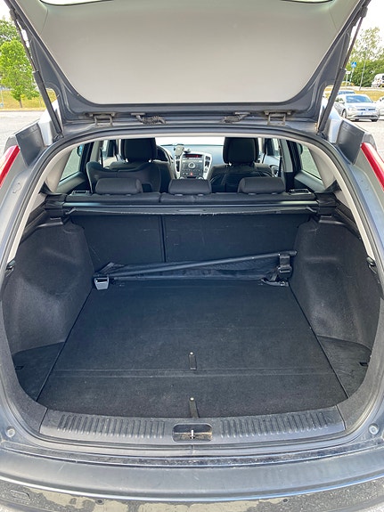 Kia Ceed 8 of 13
