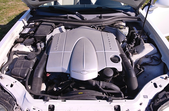 Chrysler Crossfire 8 of 8