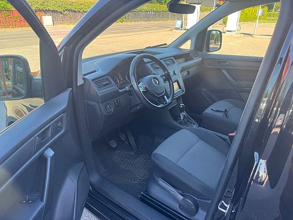 Volkswagen Caddy 7 of 12