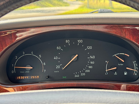 Saab 9-5 4 of 6