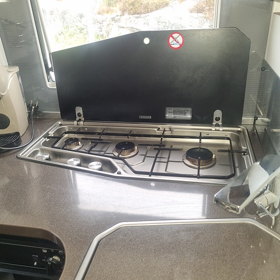 Adria 600 Coral 22 of 23