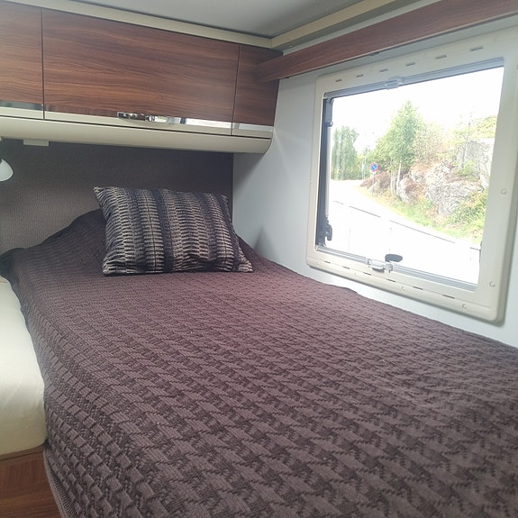 Adria 600 Coral 19 of 23