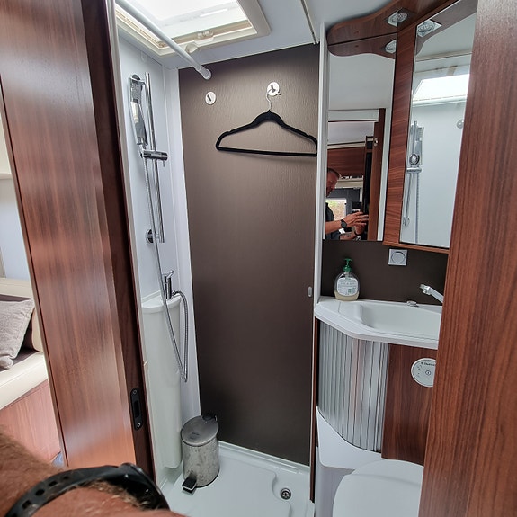Adria 600 Coral 9 of 23
