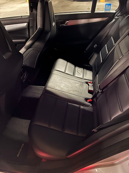 Mercedes-Benz C63 10 of 10
