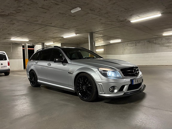 Mercedes-Benz C63 6 of 10