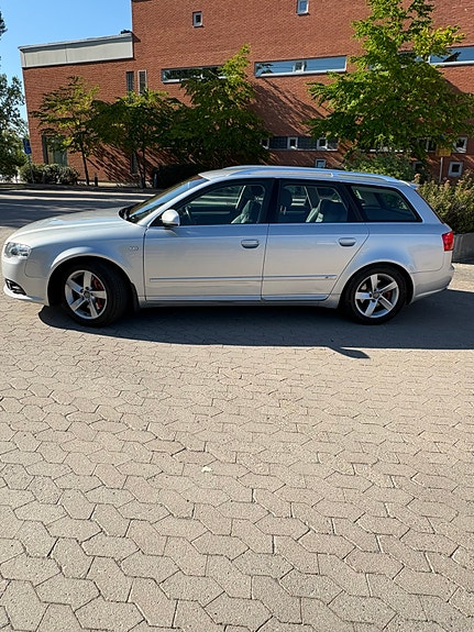 Audi A4 3 of 7