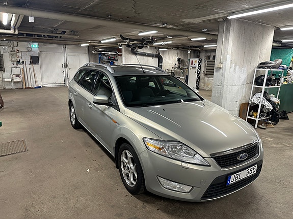 Ford Mondeo 10 of 10