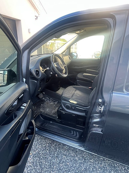Mercedes-Benz Vito 114 3 of 7