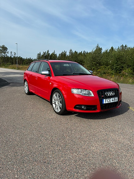 Audi S4 2 of 4