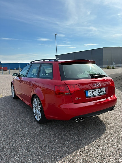Audi S4 4 of 4