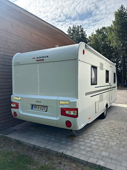 Adria 552pk 2 of 5