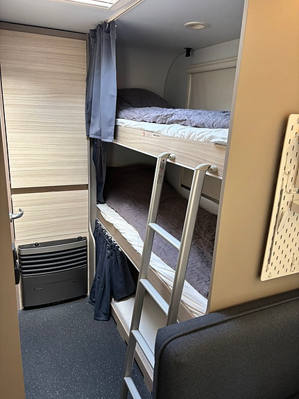 Adria 552pk 10 of 15