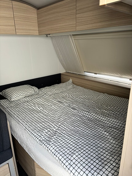 Adria 552pk 3 of 5