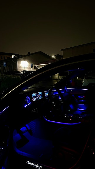 Mercedes-Benz CLA250 e 4 of 8
