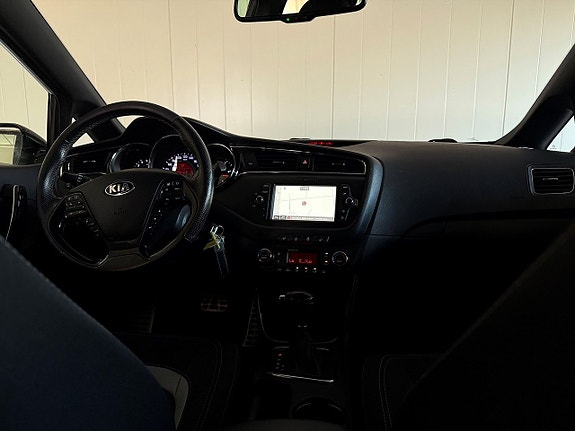Kia Ceed 19 of 23