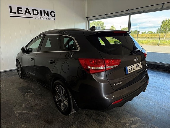 Kia Ceed 2 of 23