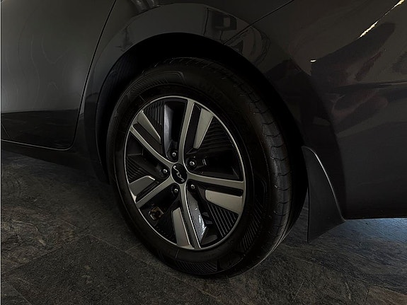 Kia Ceed 21 of 23