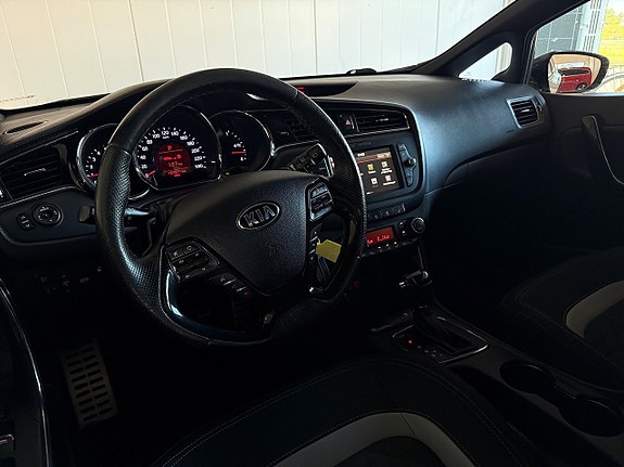 Kia Ceed 18 of 23