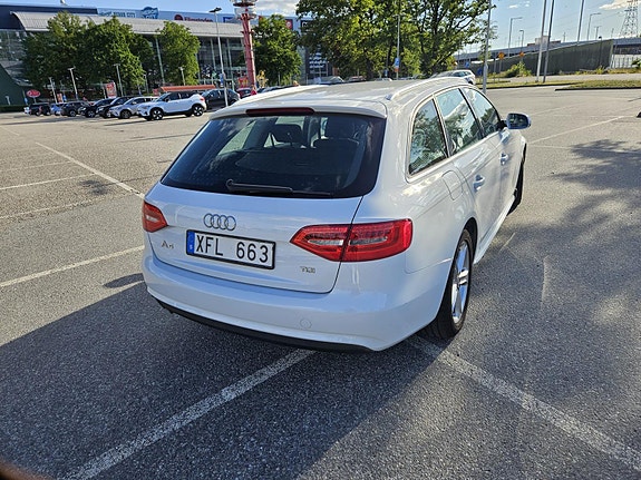 Audi A4 5 of 11