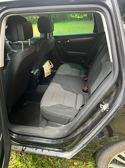 Volkswagen Passat 4 of 5