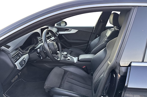 Audi A5 4 of 5
