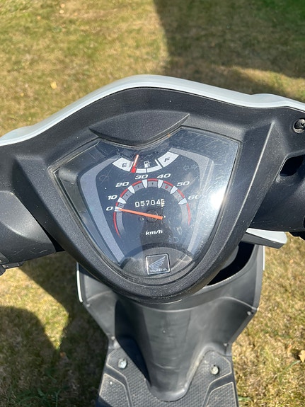 Honda NSC50 4 of 6