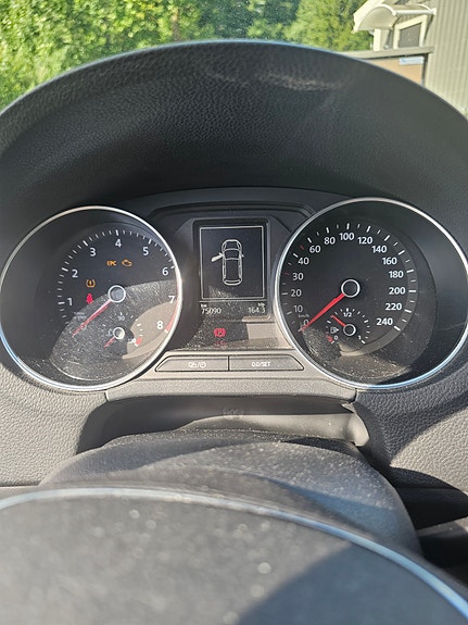 Volkswagen Polo 3 of 5