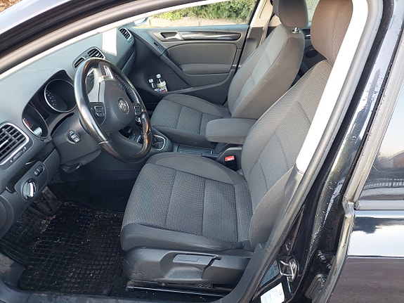 Volkswagen Golf VI 7 of 7