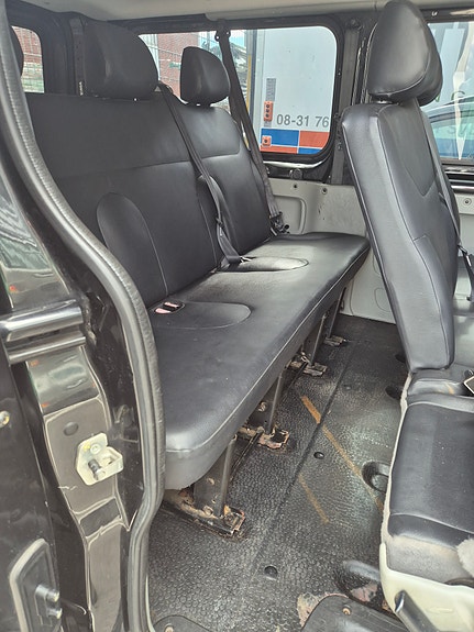 Renault Trafic 8 of 11