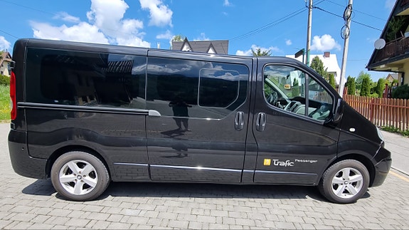 Renault Trafic 2 of 11