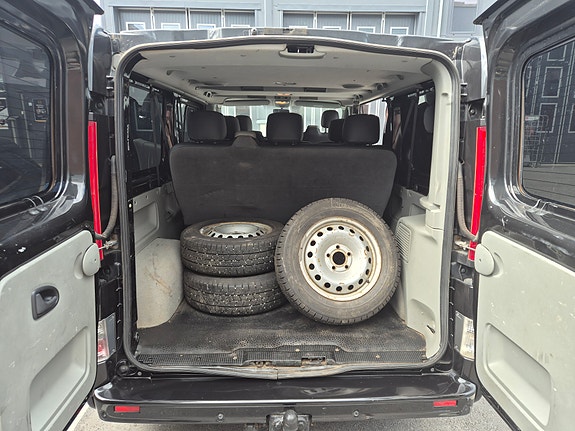 Renault Trafic 5 of 11