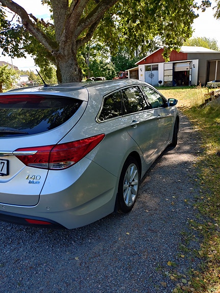 Hyundai i40 3 of 8