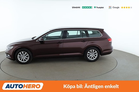 Volkswagen Passat 2 of 25