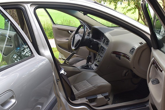 Volvo S60 11 of 20