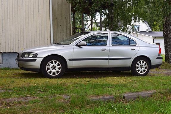 Volvo S60 7 of 20