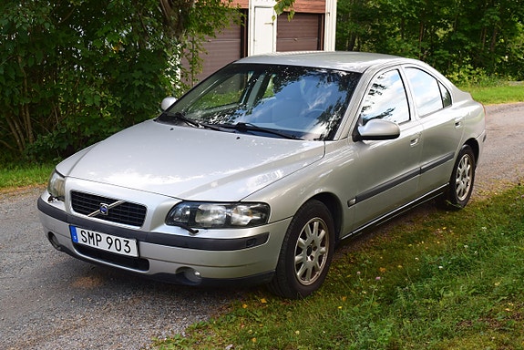 Volvo S60 16 of 20