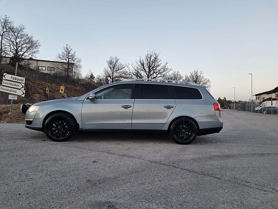 Volkswagen Passat 6 of 16