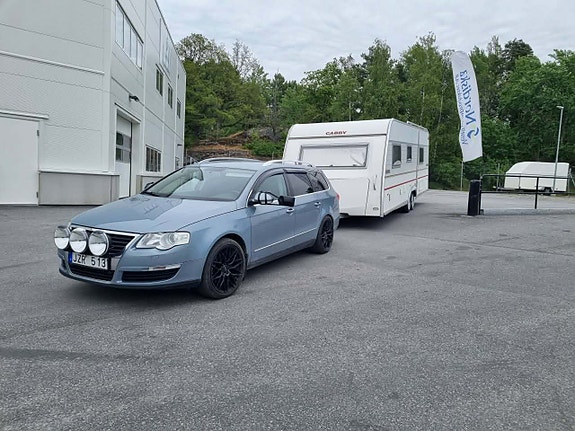 Volkswagen Passat 3 of 16