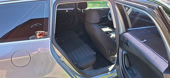 Volkswagen Passat 9 of 10