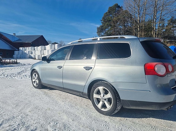 Volkswagen Passat 7 of 16