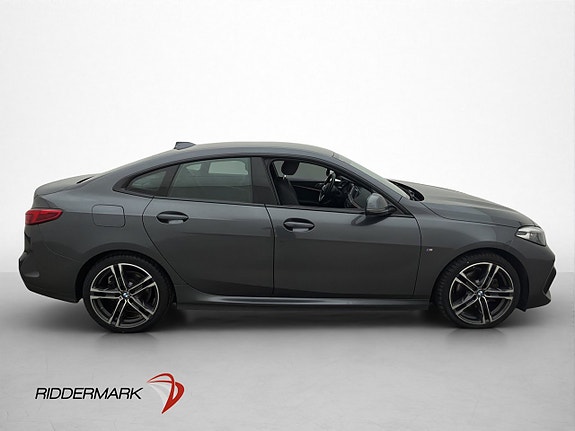 BMW 218 9 of 30