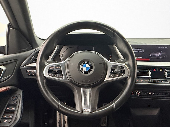 BMW 218 13 of 30