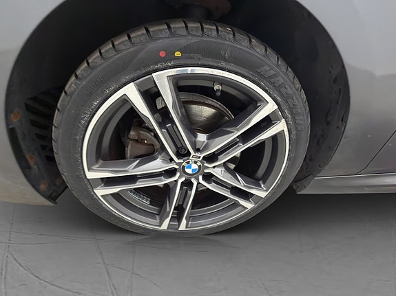 BMW 218 29 of 30