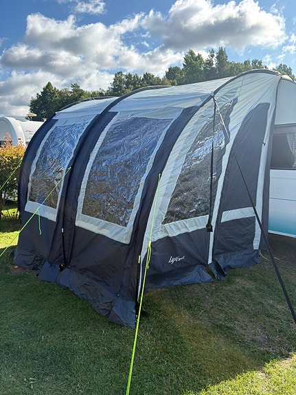 Knaus Eifelland holiday 350 2 of 7