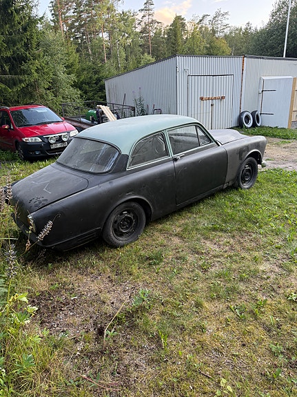 Volvo Amazon 3 of 7