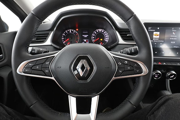 Renault Captur 19 of 28