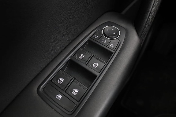 Renault Captur 27 of 28
