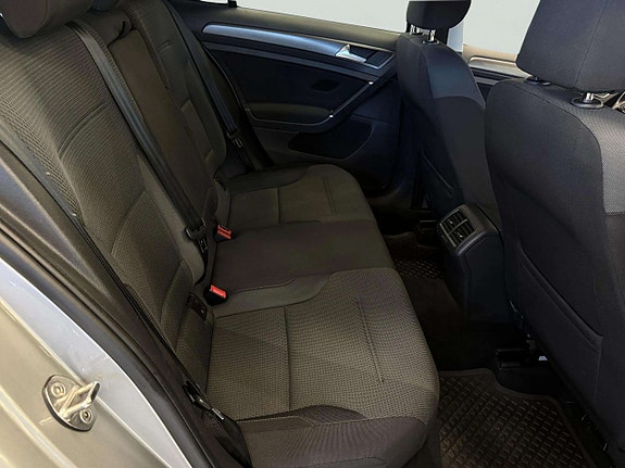 Volkswagen Golf I 18 of 28