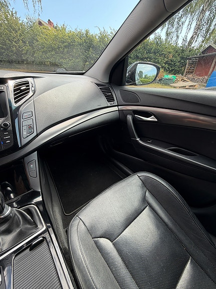 Hyundai i40 3 of 5