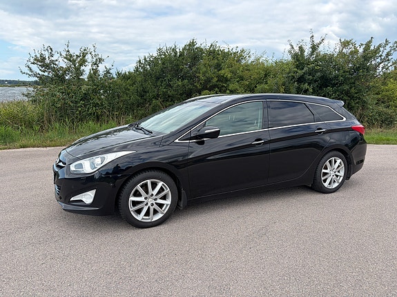 Hyundai i40 2 of 5